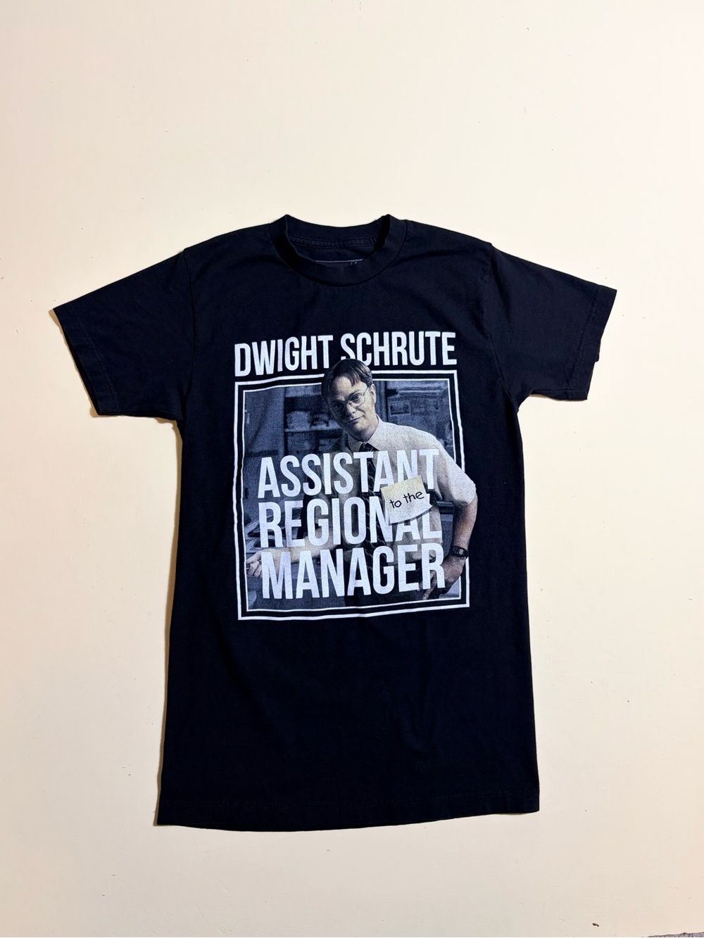 The Office Dwight Schrute graphic T-shirt Black T-Shirt Size S Dunder Mifflin